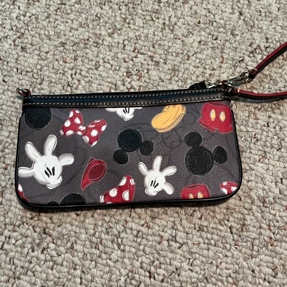 Disney Dooney & Bourke Wristlet - Picture 3 of 6